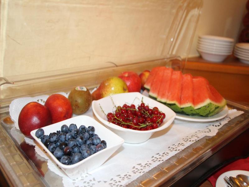Hotel Lang image