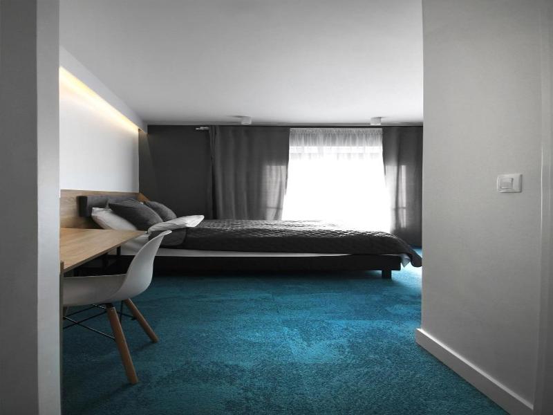 Lemon Plaza Hotel image