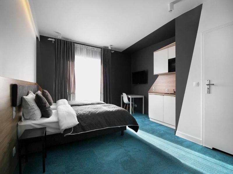 Lemon Plaza Hotel image