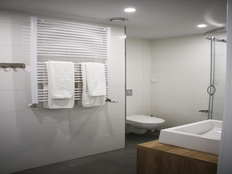 Lemon Plaza Hotel image