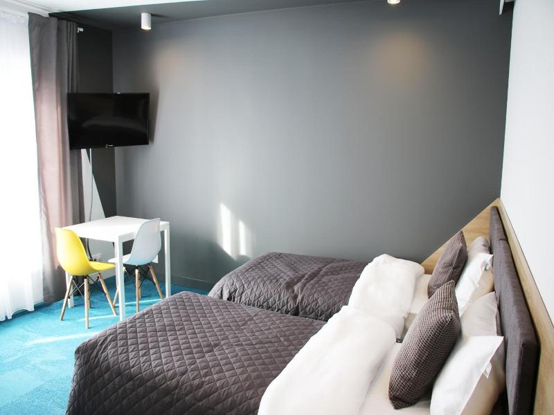 Lemon Plaza Hotel image