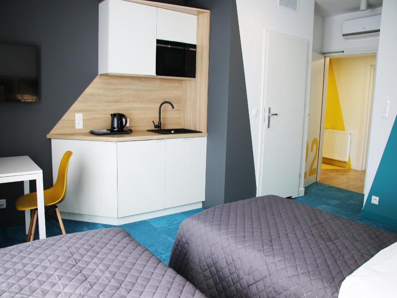 Lemon Plaza Hotel image