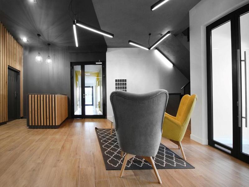 Lemon Plaza Hotel image