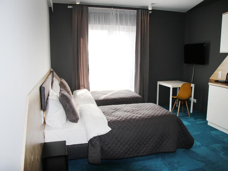 Lemon Plaza Hotel image