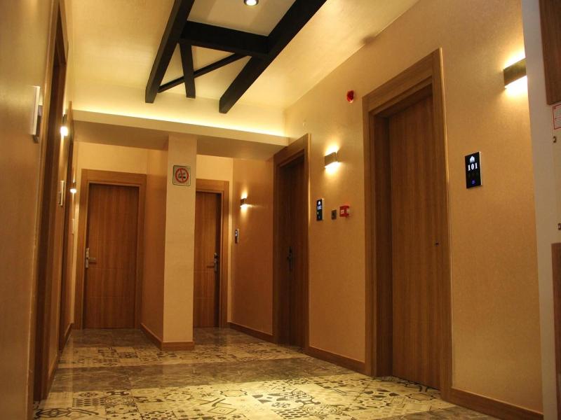 Devin Otel