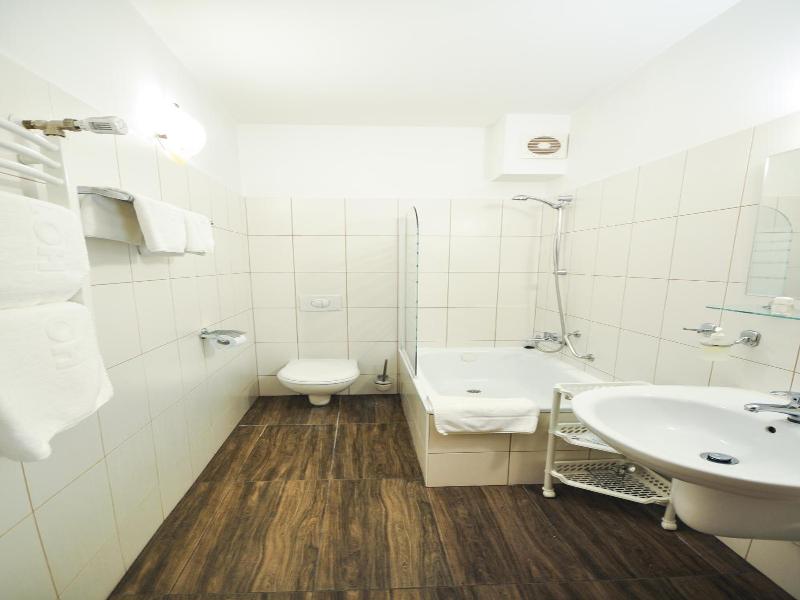 Hotel Trzy Owiaty Spa Wellness Rajska Wyspa image