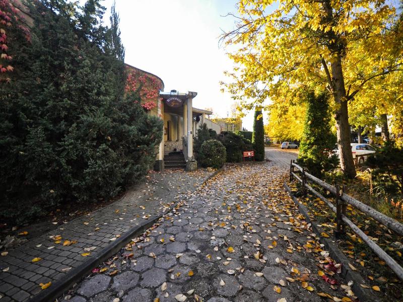 Hotel Trzy Owiaty Spa Wellness Rajska Wyspa image
