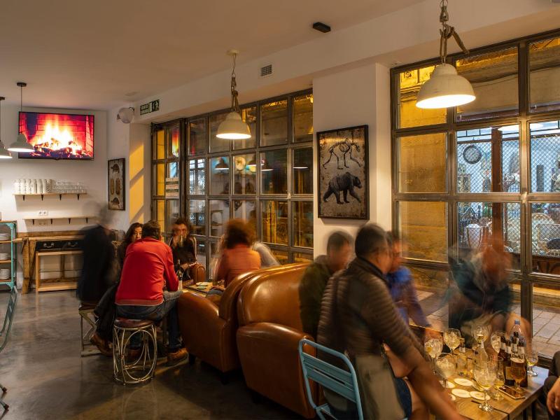 Winederful Hostel Cafv image
