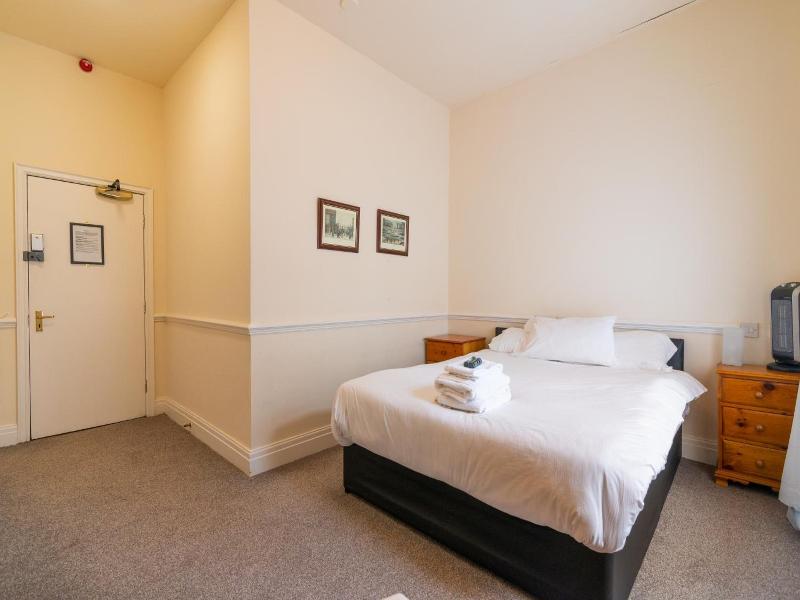 Old Trafford Stadium Hotel image