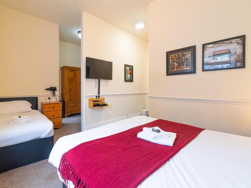 Old Trafford Stadium Hotel image