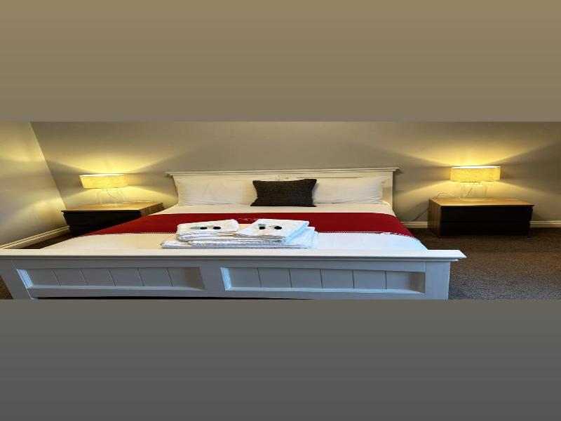 The Hinds Head Hotel image