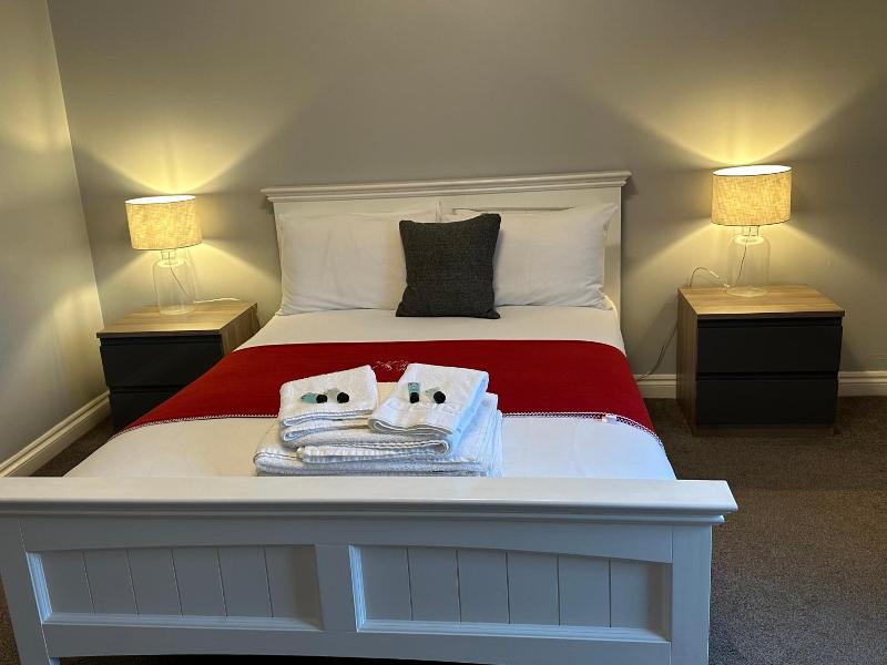 The Hinds Head Hotel image