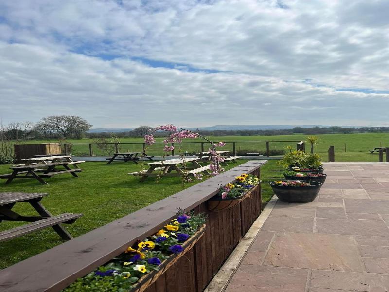 The Hinds Head Hotel image