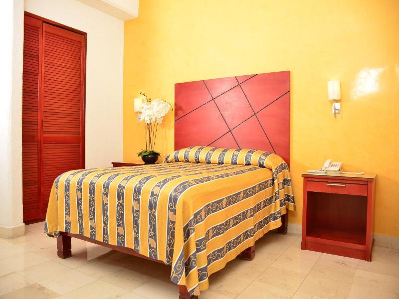 Hotel Paradise Inn image