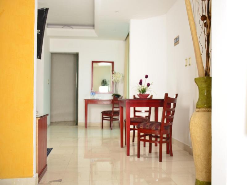 Hotel Paradise Inn image