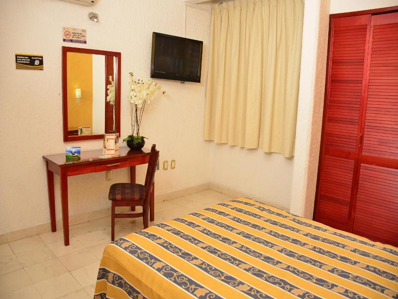 Hotel Paradise Inn image
