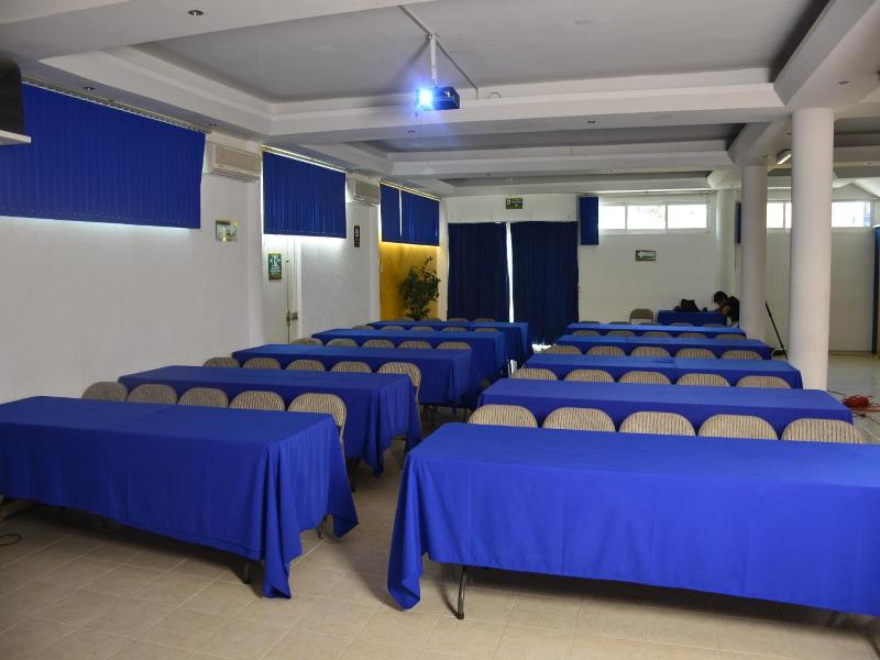 Hotel Paradise Inn image