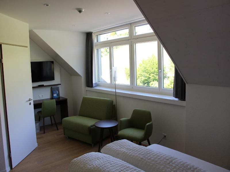 Seehotel Delphin image