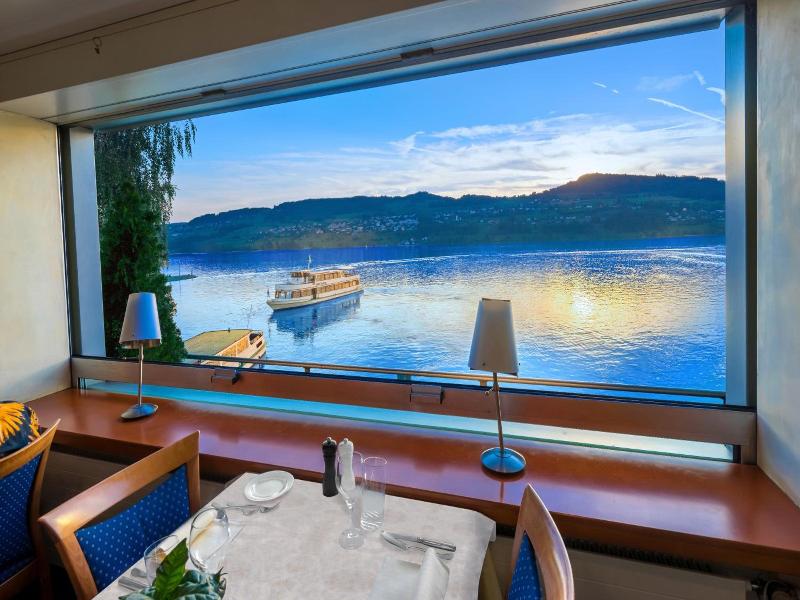 Seehotel Delphin image
