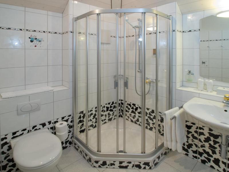 Seehotel Delphin image
