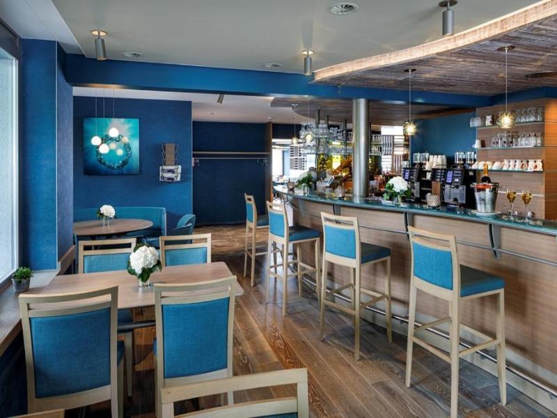 Seehotel Delphin image