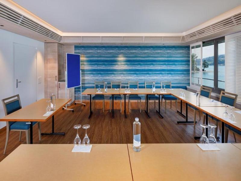 Seehotel Delphin image
