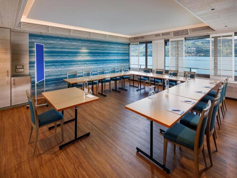 Seehotel Delphin image