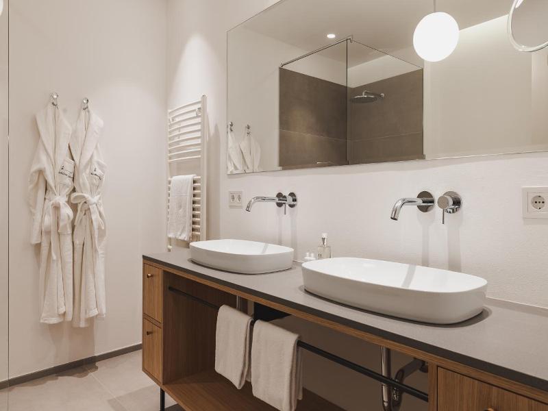 Kuntino Suites image