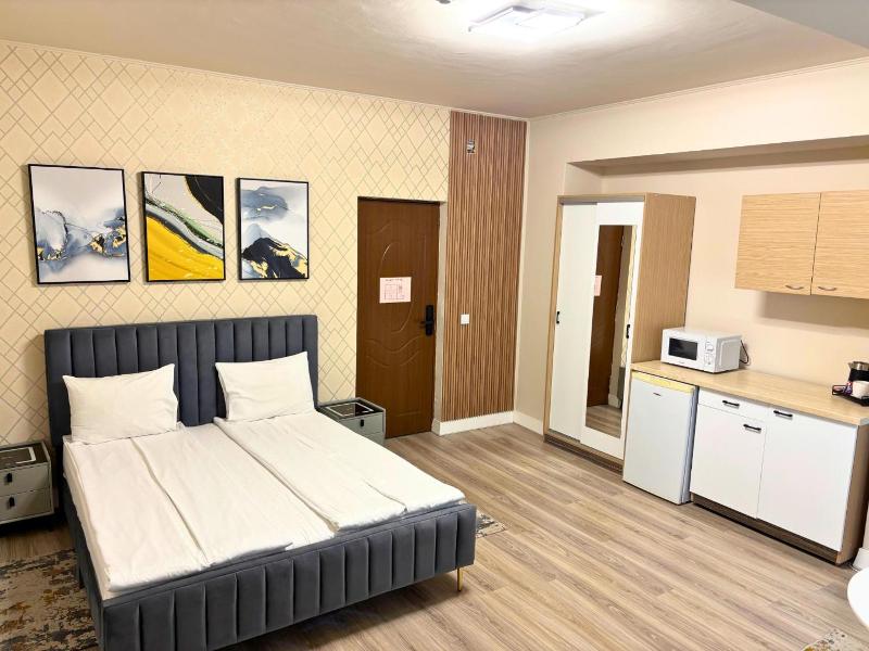 Apart Hotel Bonjour Cluj image