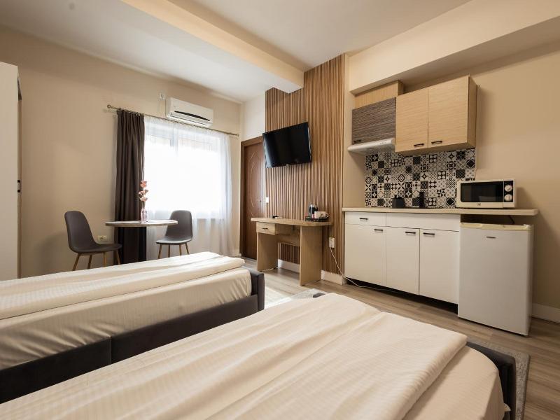 Apart Hotel Bonjour Cluj image
