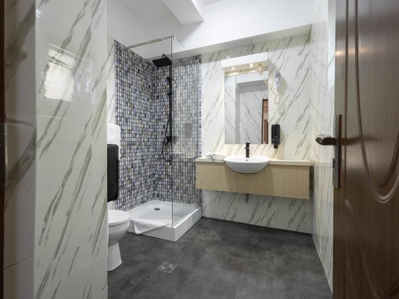 Apart Hotel Bonjour Cluj image