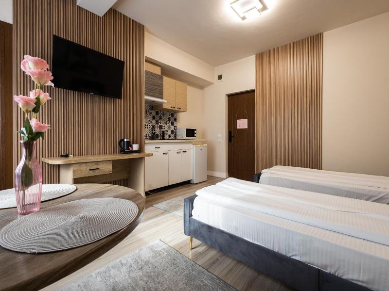 Apart Hotel Bonjour Cluj image