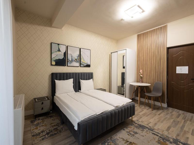 Apart Hotel Bonjour Cluj image