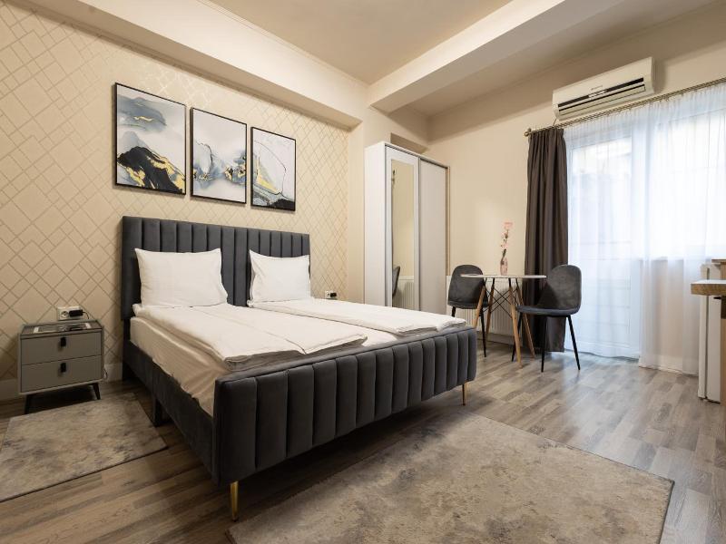 Apart Hotel Bonjour Cluj image