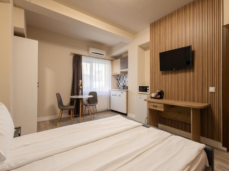 Apart Hotel Bonjour Cluj image