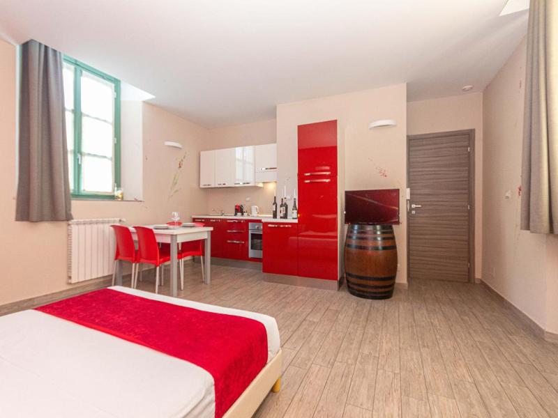 Housing Giulia image