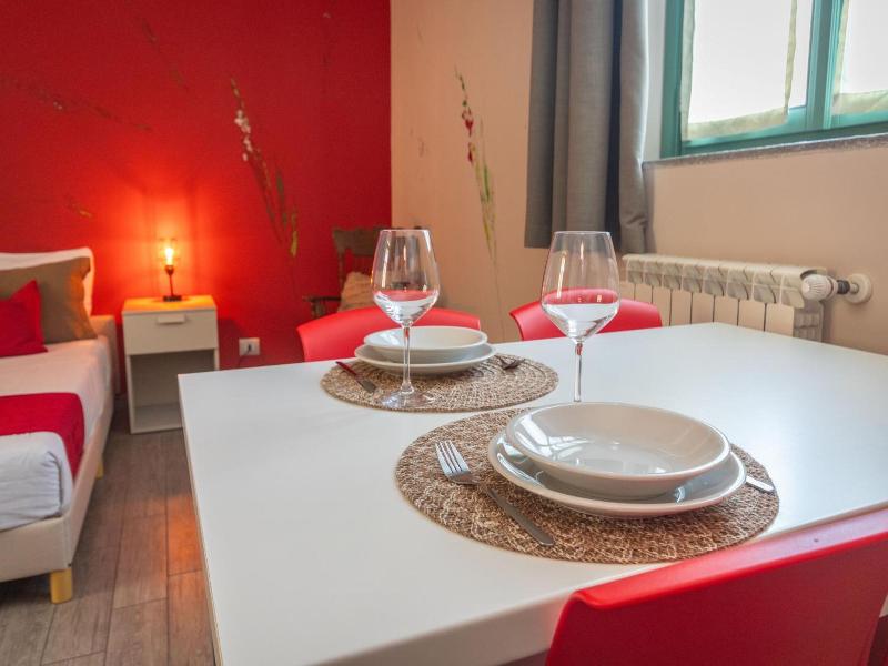 Housing Giulia image