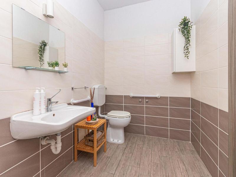 Housing Giulia image