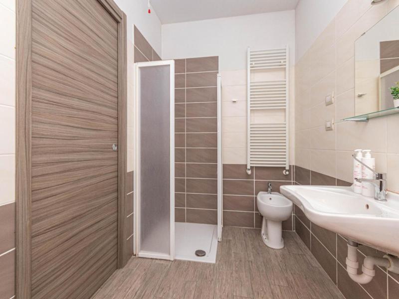 Housing Giulia image