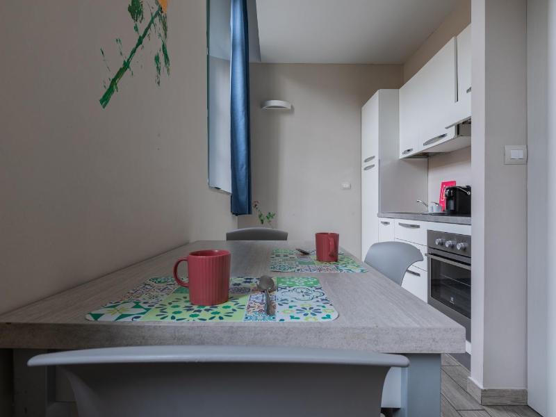 Housing Giulia image