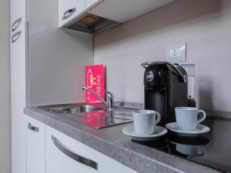 Housing Giulia image