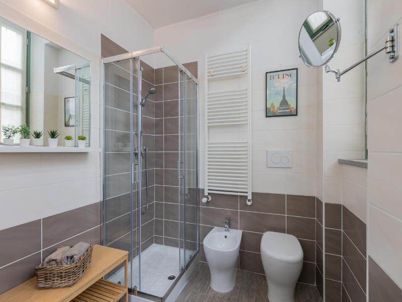 Housing Giulia image