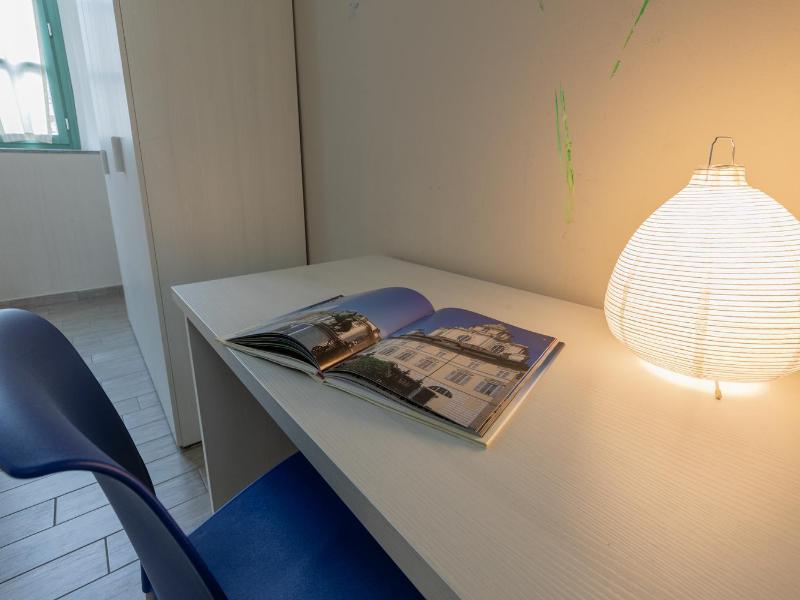 Housing Giulia image