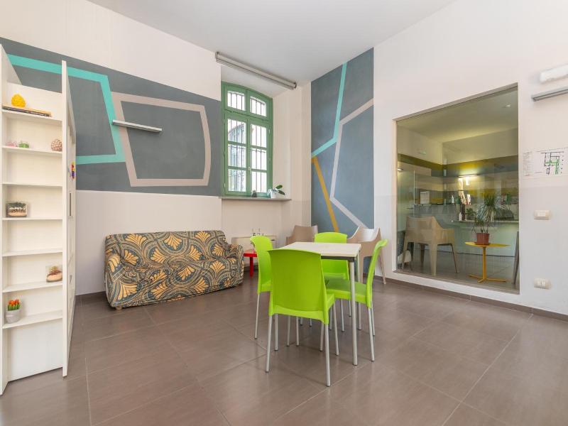 Housing Giulia image