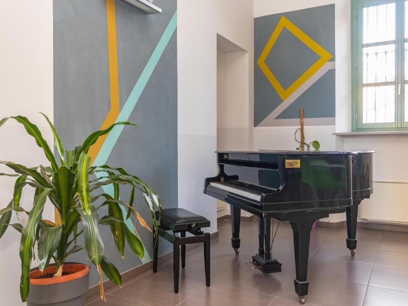 Housing Giulia image