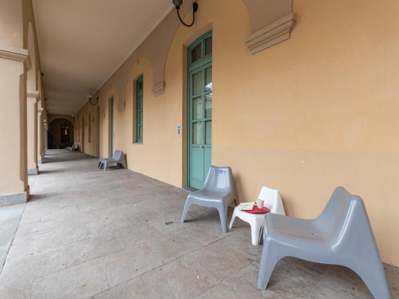Housing Giulia image