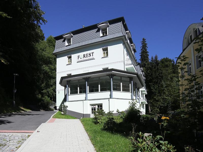 Parkhotel Forest image