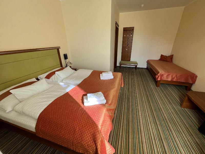 Parkhotel Forest image