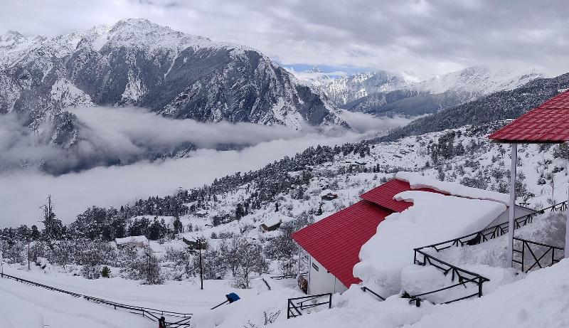 Mountain Rover Auli