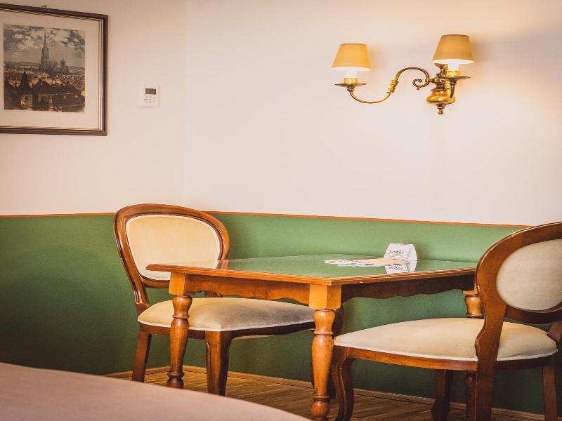 Henri Hotel Wien Siebterbezirk image
